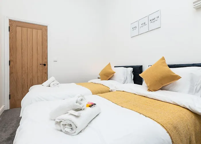 Deluxe 2 Bedroom Apartment In City Centre