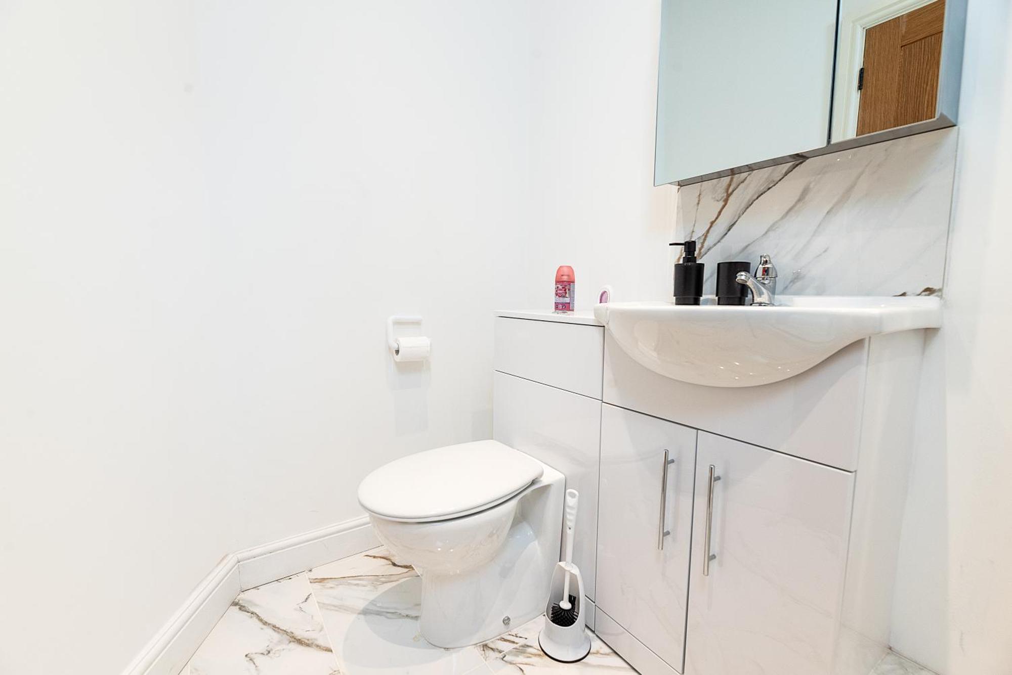 Deluxe 2 Bedroom In Centre *